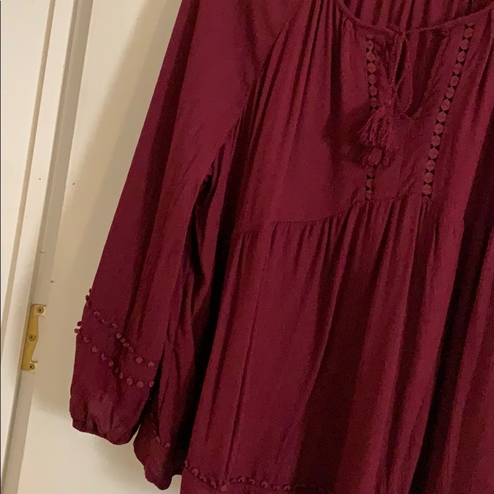 Woman's blouse - Picture 3 of 4